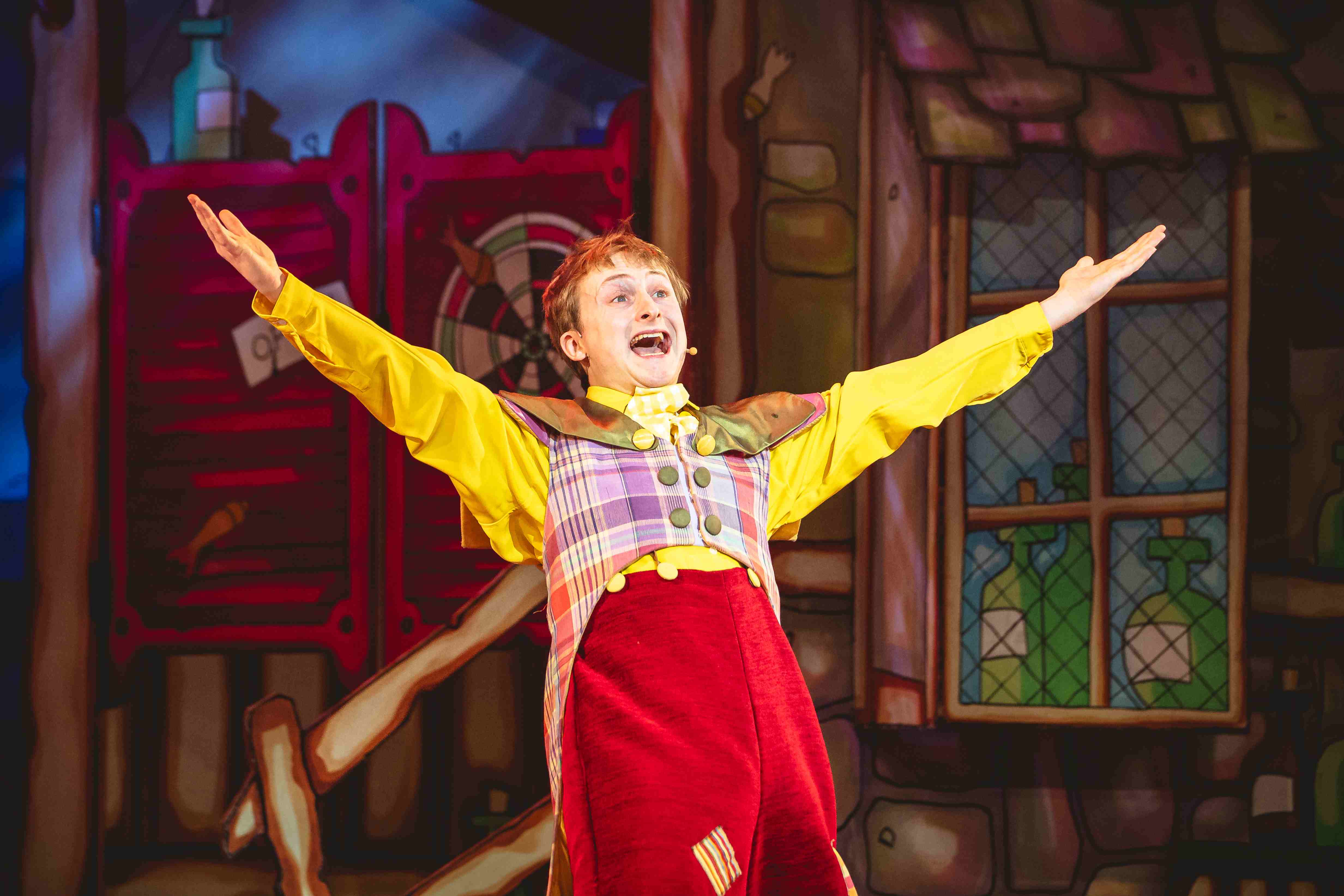 Aladdin Pantomime at the Victoria Theatre Halifax featuring The Comic