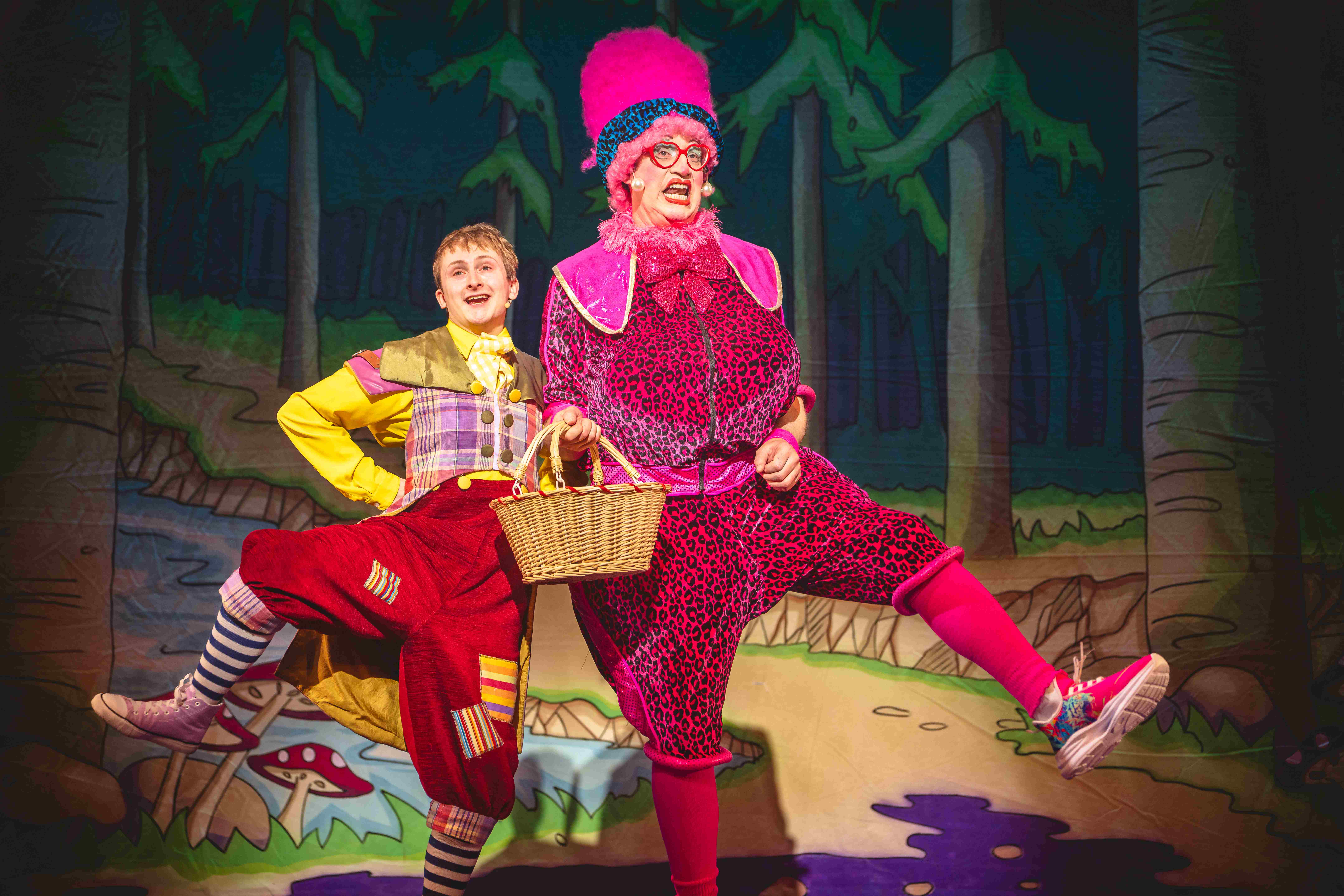 Aladdin Pantomime at the Victoria Theatre Halifax featuring 2 colourful characters, The Dame and Comic